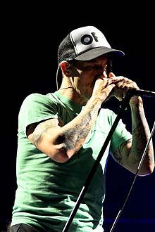 Tatuajes de Anthony Kiedis - vooxpopuli.com